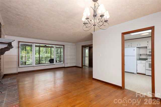 138 Stillwagon Lane, Cedar Mountain, NC 28718