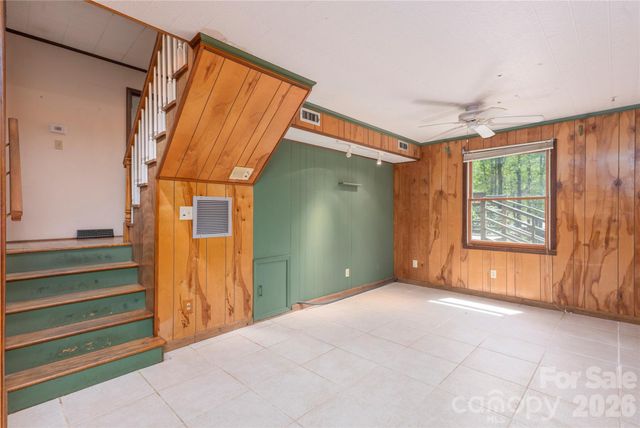 138 Stillwagon Lane, Cedar Mountain, NC 28718