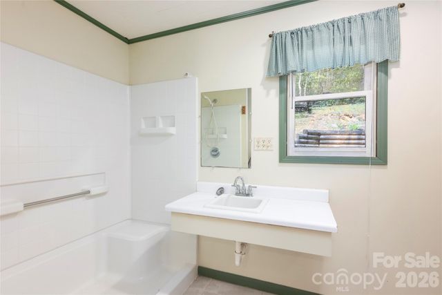 138 Stillwagon Lane, Cedar Mountain, NC 28718