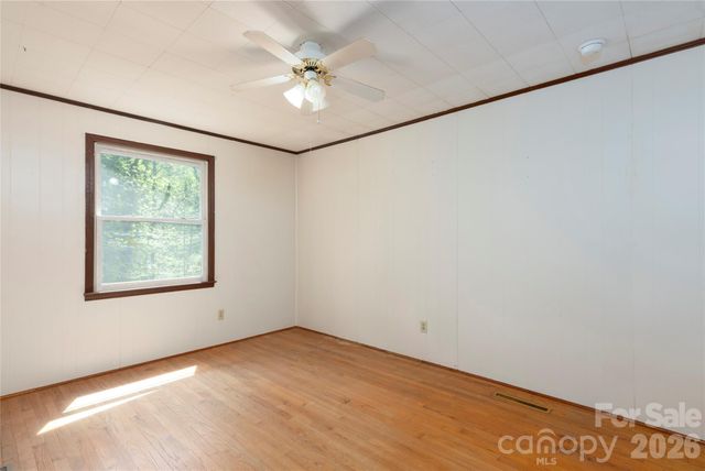 138 Stillwagon Lane, Cedar Mountain, NC 28718