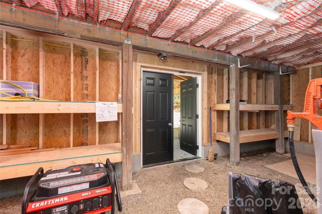138 Stillwagon Lane, Cedar Mountain, NC 28718