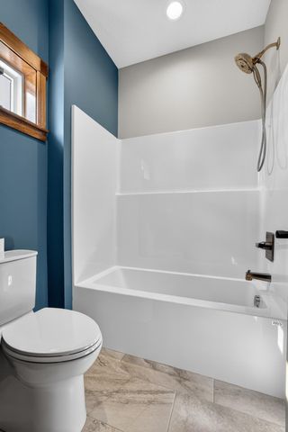 L3B2 Miller Pl NW, Rochester, MN 55901