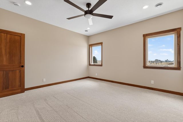 L3B2 Miller Pl NW, Rochester, MN 55901