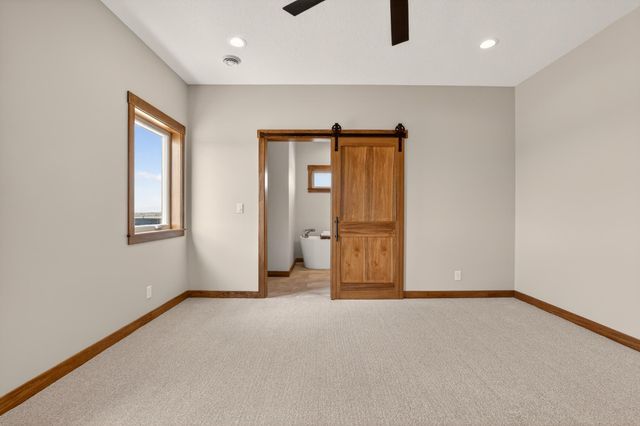 L3B2 Miller Pl NW, Rochester, MN 55901