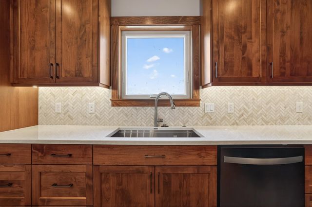 L3B2 Miller Pl NW, Rochester, MN 55901