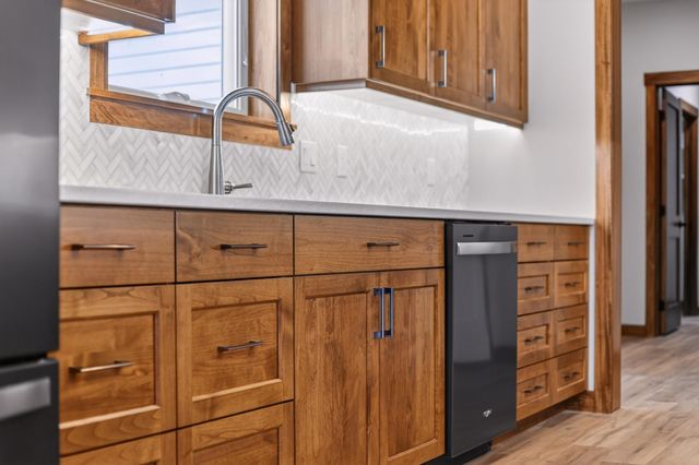 L3B2 Miller Pl NW, Rochester, MN 55901