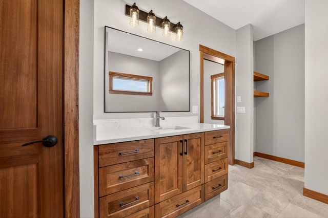 L3B2 Miller Pl NW, Rochester, MN 55901