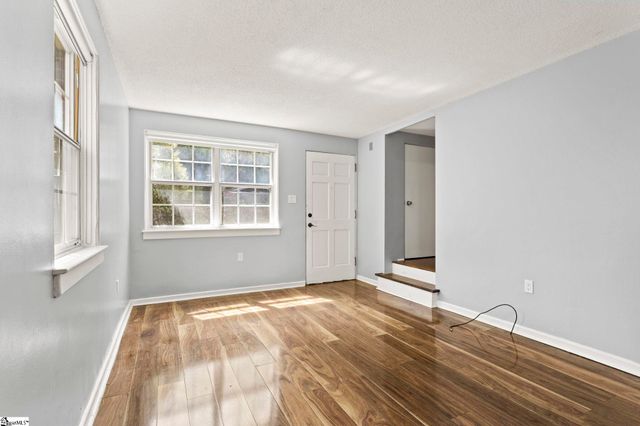 11 Faris Circle, Greenville, SC 29605