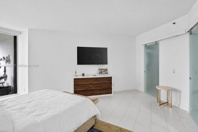 3000 Island Boulevard 2404, Aventura, FL 33160
