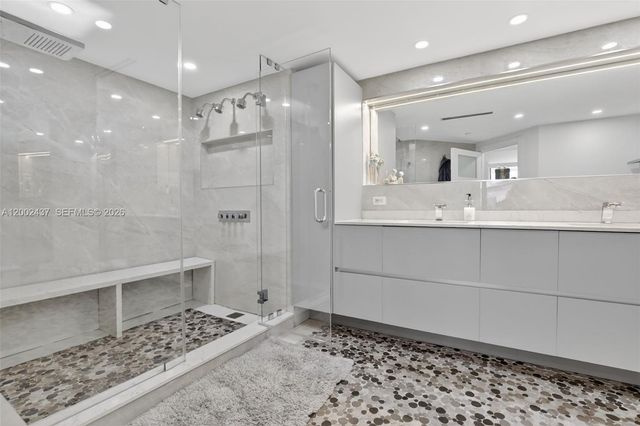 3000 Island Boulevard 2404, Aventura, FL 33160