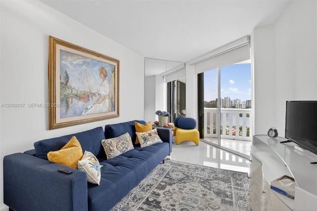 3000 Island Boulevard 2404, Aventura, FL 33160