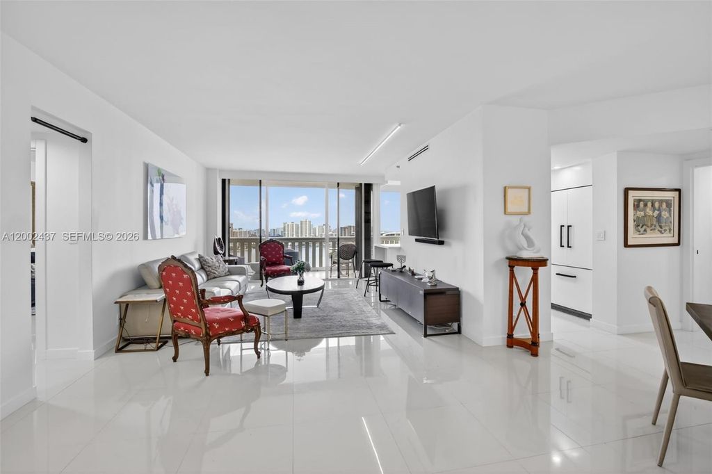 3000 Island Boulevard 2404, Aventura, FL 33160