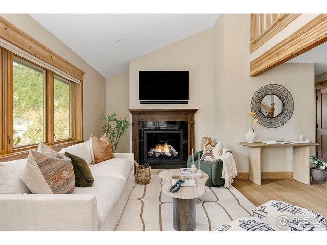 2729 S Lakeridge Trl, Boulder, CO 80302