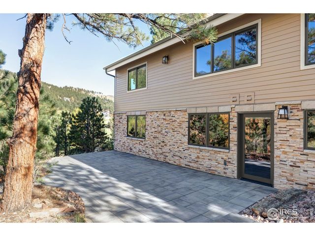 2729 S Lakeridge Trl, Boulder, CO 80302
