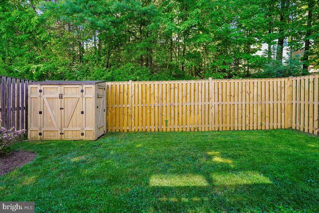 10227 MAGNOLIA GROVE DR, Manassas, VA 20110