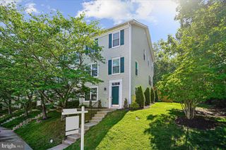 10227 MAGNOLIA GROVE DR, Manassas, VA 20110