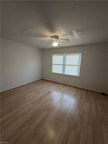 1046 Commonwealth PL, Virginia Beach, VA 23464