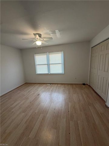 1046 Commonwealth PL, Virginia Beach, VA 23464