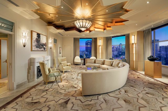 2801 Turtle Creek Boulevard 8W, Dallas, TX 75219