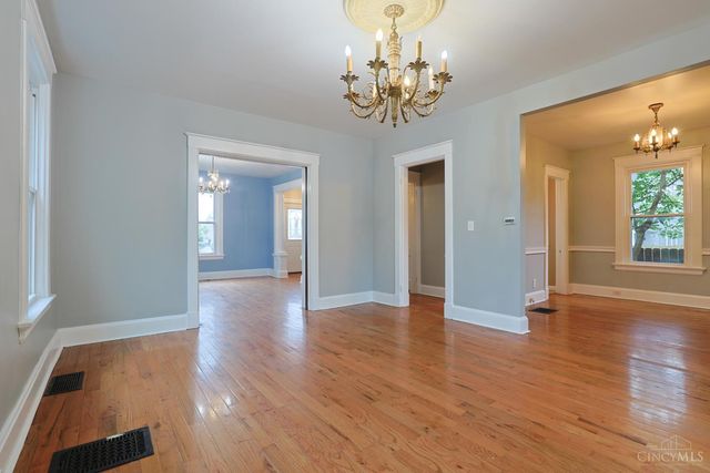 2214 Monroe Avenue, Norwood, OH 45212