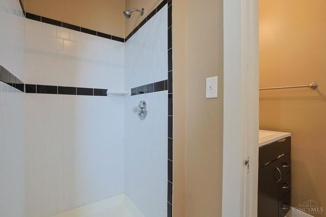 2214 Monroe Avenue, Norwood, OH 45212