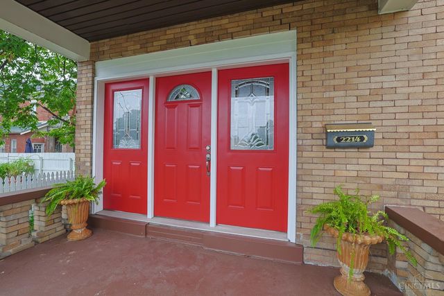 2214 Monroe Avenue, Norwood, OH 45212