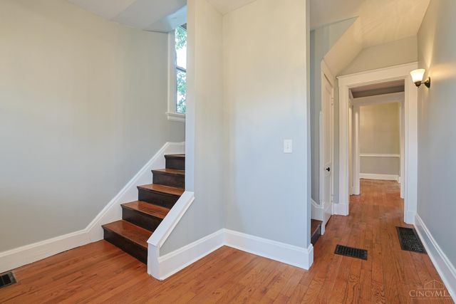 2214 Monroe Avenue, Norwood, OH 45212