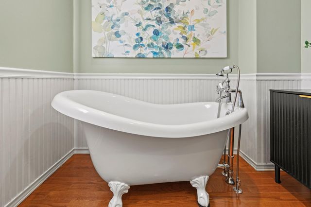 13713 James Avenue S, Burnsville, MN 55337