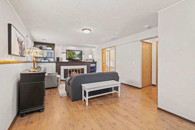 13713 James Avenue S, Burnsville, MN 55337