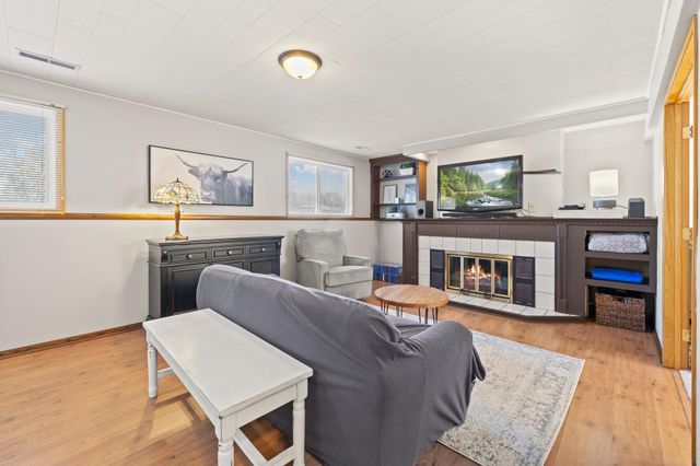 13713 James Avenue S, Burnsville, MN 55337