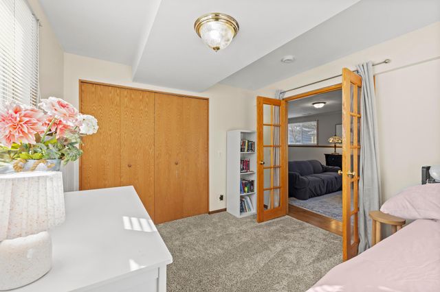 13713 James Avenue S, Burnsville, MN 55337