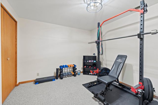 13713 James Avenue S, Burnsville, MN 55337