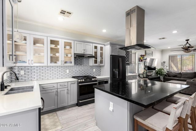 4477 E HARRISON Street, Gilbert, AZ 85295