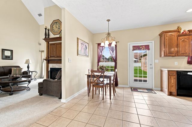 227 Jones Mill Rd, La Vergne, TN 37086