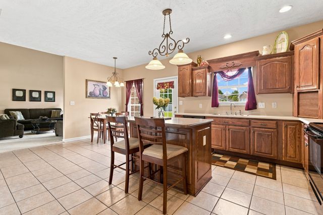 227 Jones Mill Rd, La Vergne, TN 37086