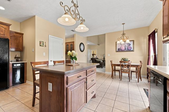 227 Jones Mill Rd, La Vergne, TN 37086