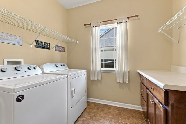 227 Jones Mill Rd, La Vergne, TN 37086