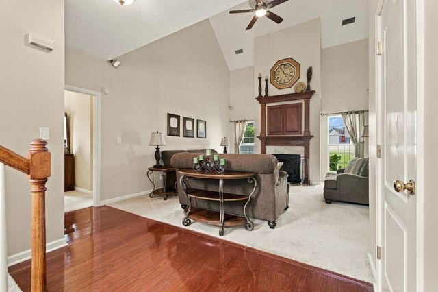 227 Jones Mill Rd, La Vergne, TN 37086