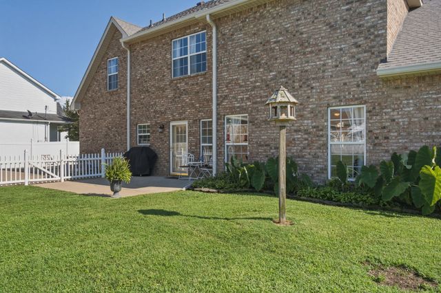 227 Jones Mill Rd, La Vergne, TN 37086
