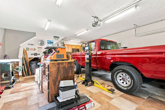 227 Jones Mill Rd, La Vergne, TN 37086