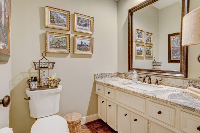 62 Pipers Walk, Sugar Land, TX 77479