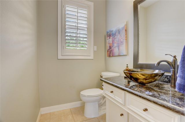 62 Pipers Walk, Sugar Land, TX 77479