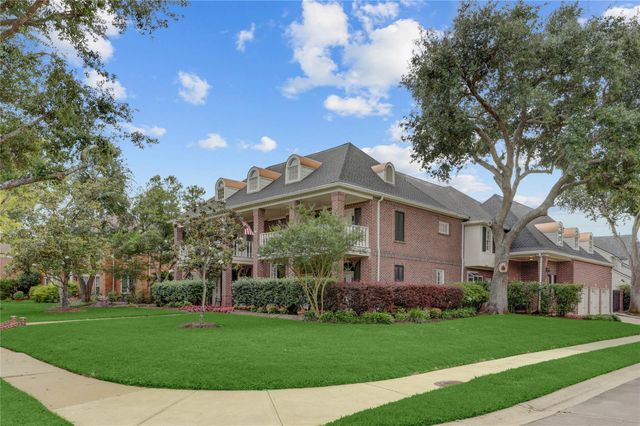 62 Pipers Walk, Sugar Land, TX 77479
