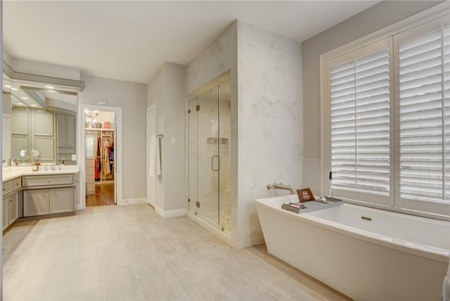 62 Pipers Walk, Sugar Land, TX 77479