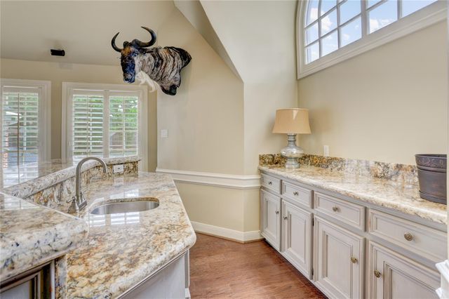 62 Pipers Walk, Sugar Land, TX 77479