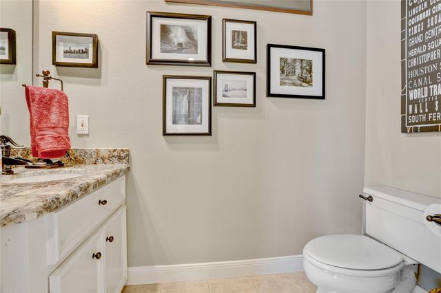 62 Pipers Walk, Sugar Land, TX 77479