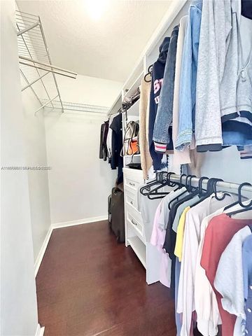 10679 SW 6th St 902, Pembroke Pines, FL 33025