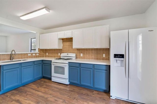 3519 Avalon Castle Drive, Spring, TX 77386