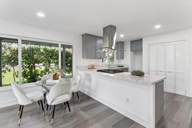 8632 Sunset Ave, Fair Oaks, CA 95628