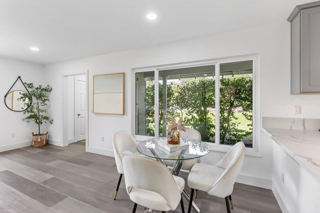 8632 Sunset Ave, Fair Oaks, CA 95628